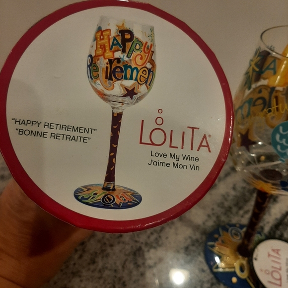 nwt LOLITA Happy Retirement Painted Wine Glass Gift - Picture 2 of 12